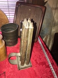 ANTIQUES / COLLECTIBLES / PRIMITIVES / AMERICANA / FOLK ART