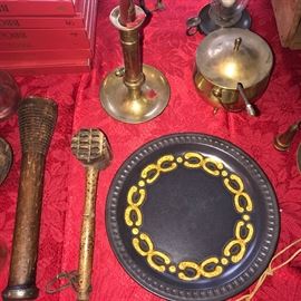 ANTIQUES / COLLECTIBLES / PRIMITIVES / AMERICANA / FOLK ART