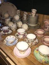 COLLECTION OF TEACUPS