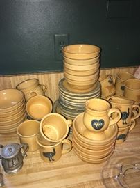 ANTIQUE PFALTZGRAFF STONEWARE