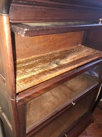 ANTIQUE MAHOGANY BARRISTER BOOKCASE