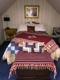 FULL SIZE BED / WOODEN TRUNK / QUILTS AND BEDDING