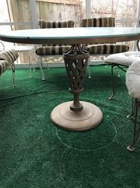 VINTAGE WOODARD WROUGHT IRON ROUND GLASS TOP TABLE AND 2 CHAIRS