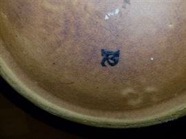 "RV" early Roseville mark