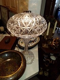 Cut glass lamp