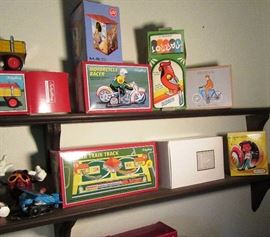 Dorsheimer TOYS IN BOXES
