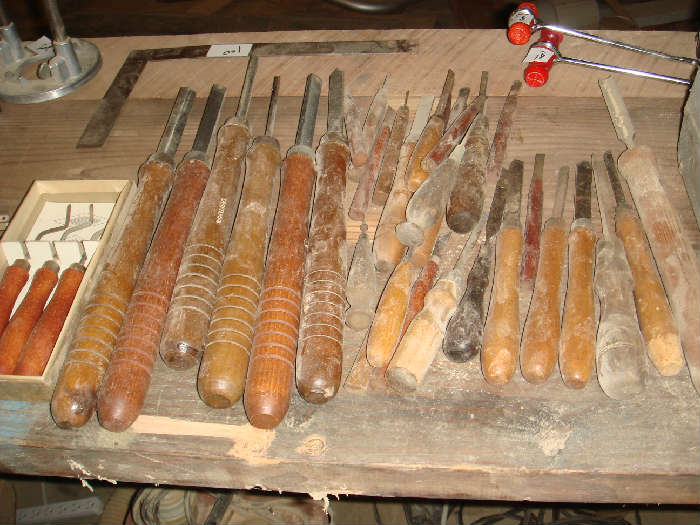 wood working tools chisels