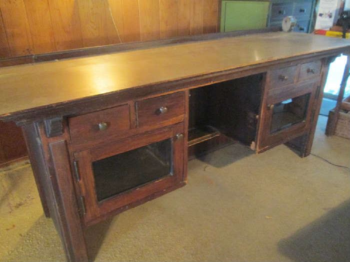 Antique turn of the 19th - 20th century Oak Desk, salvaged from Craftsman Mission style home
