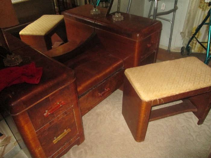 1938 Art Deco waterfall style dressing table with Bakelite handles with mirror and original bench