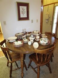 Lovely Set of Franciscan Ware "Apple" Dinnerware