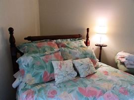 Serta Queen Size Memory Foam Mattress