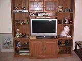 Flat screen TV & cabinet