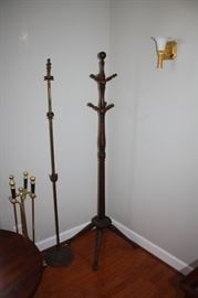 Wood coat rack and vintage lamp that needs love