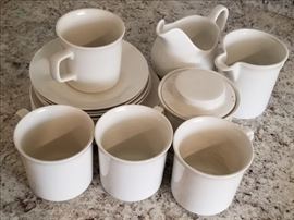  Johnson Brothers Ironstone China  http://www.ctonlineauctions.com/detail.asp?id=691097