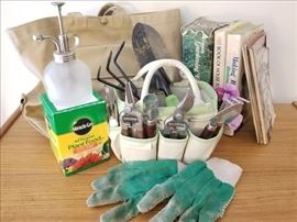  Gardening Items  http://www.ctonlineauctions.com/detail.asp?id=691156