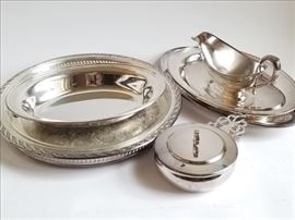  Gorham & Lunt Silverplate Serving Pieces  http://www.ctonlineauctions.com/detail.aspid=691083 