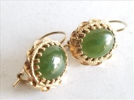 Vintage 14K Gold & Authentic Nephrite Jade Earrings  http://www.ctonlineauctions.com/detail.asp?id=691423