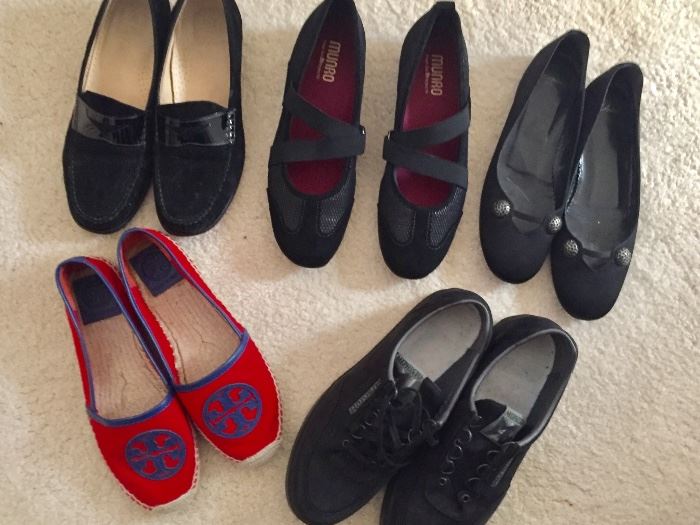 Women's designer shoes size 8-8.5.  Tory Burch, Munro, Mephisto and others.