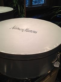 Neiman Marcus hat box