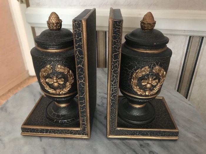 Urn shaped bookends