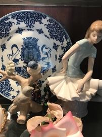 Lladro :Seated sitting young girl Ballerina figurine #1501