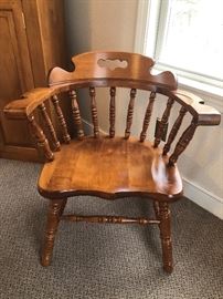 Set of (6). Perfect condition, heavy. Two arm chairs and 4 without.