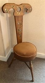 Vintage valet chair
