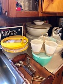 Vintage tupperware