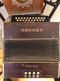 Hohner Erika vintage accordian