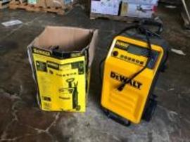 Dewalt Battery Charger and maintainer with engine start