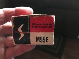 This is a side shot of the Shure stylus.