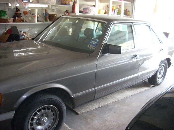 1984 Mercedes, Sunroof,  Garaged