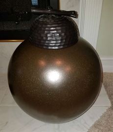  Metal Urn