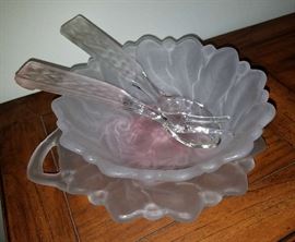 Beautiful Glass Salad Bowl Set
