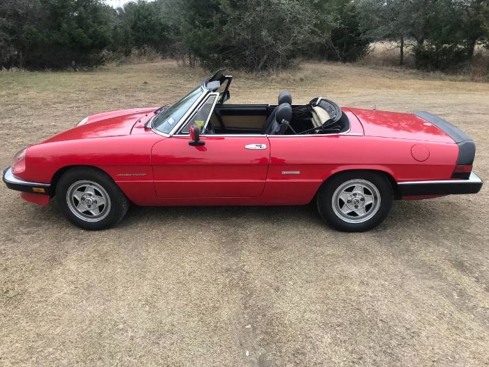 1990 Alfa Romeo Veloce Spider 76k
Mechanically perfect, $5k + in service receipts past year- runs great, looks great, manual, clean car, $10.5k cash! 