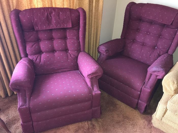 Matching recliners - the color is maroon not purple!