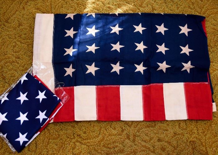 US 48 Star Flag & Newer US Flag