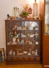 Display Cabinet / Curio with Sliding Glass Doors