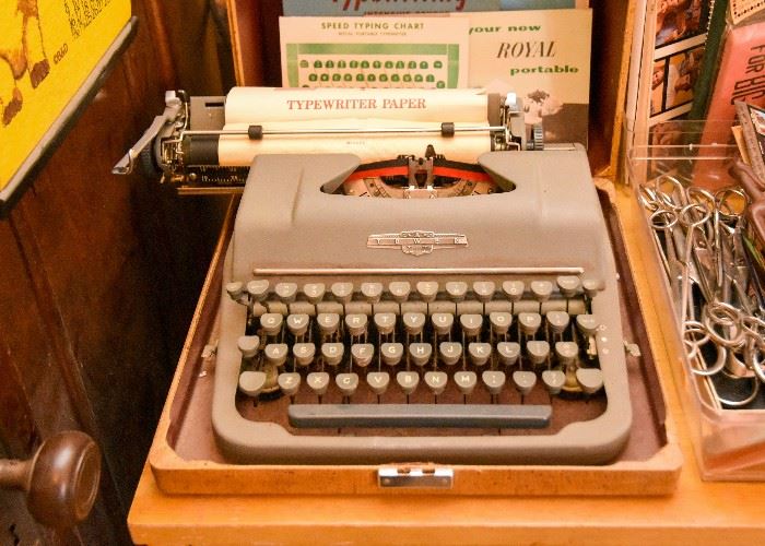 Vintage Tower Portable Typewriter