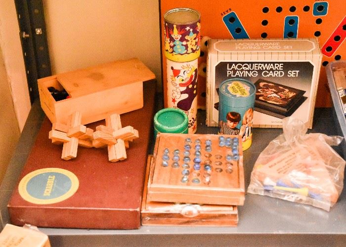 Vintage Games & Wooden Puzzles
