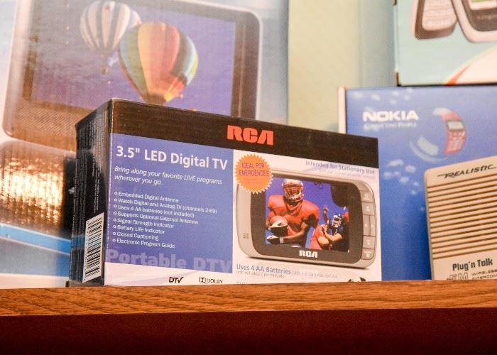 RCA 3.5" LED Digital Portable TV