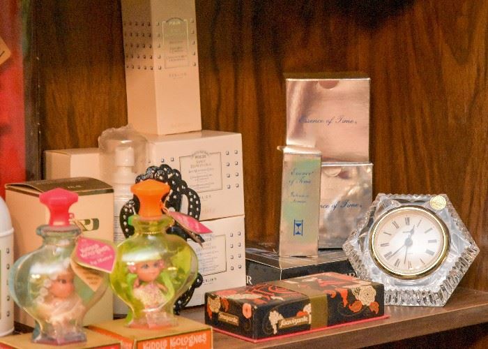Perfumes & Vanity Items, Crystal Desk Clock
