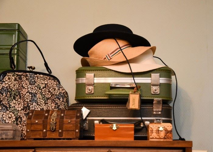Vintage Luggage, Women's Hats & Purses, Jewelry Boxes