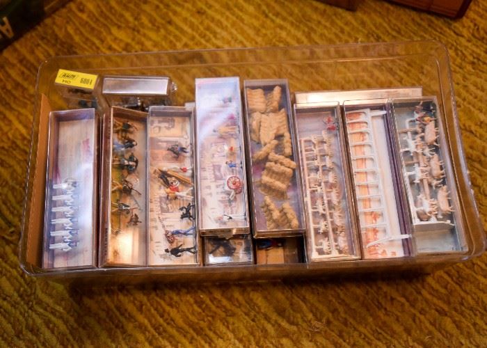 Craft Supplies / Miniatures