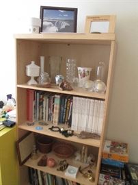 Idea Bonde shelf