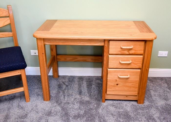 BUY IT NOW! Lot #123, Medium Tone Wood Keyhole Desk with Chair, $250, (Approx. 44" L x 22" W x 29" H), VERY NICE!
