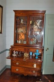 Kentucky Secretary - circa 1800, original brasses - documentation available