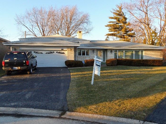 Large Upscale Home in Sauganash! HALF OFF... starts on 3/10/2018