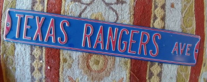 texas rangers ave street sign