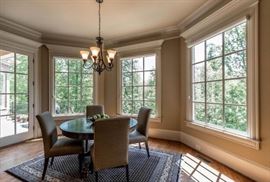 Perfect sized table and perfect rug!